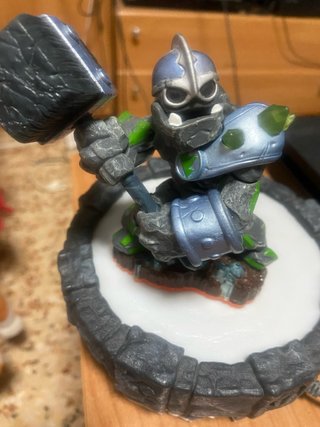 Figura Skylanders Gigante Crusher