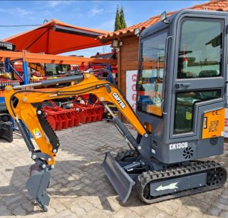 Liquidaciok Miniexcavadora con cabina cerrada