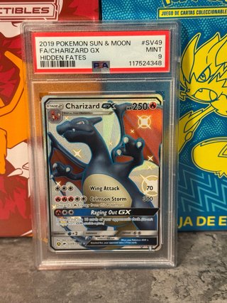 Carta Pokémon Charizard PSA 9