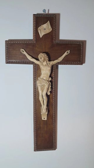 Crucifijo de Pared de madera