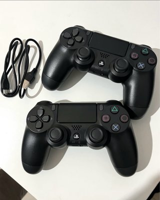 2 PS4 Mandos