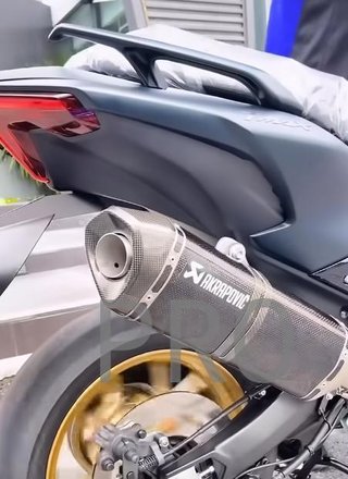 Tubo de escape Akrapovic Yamaha TMAX 500 560 530
