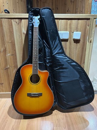 Guitarra Electroacústica Cort