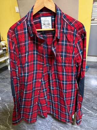 Camisa de cuadros con coderas