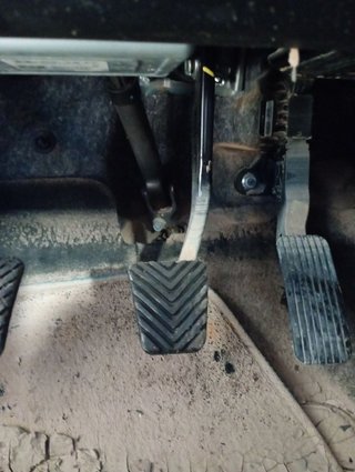 PEDAL FRENO Kia Stonic (YBCUV)(2017->)