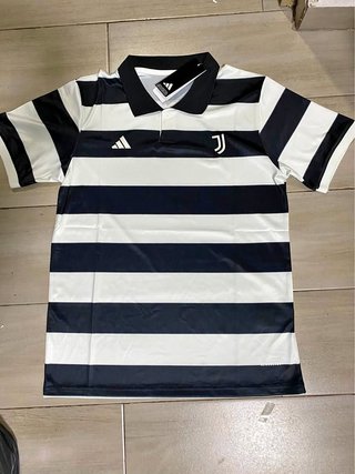 Camiseta de fútbol Juventus Adidas