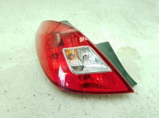 23049086 13269050 piloto tras izq opel corsa d 1.2