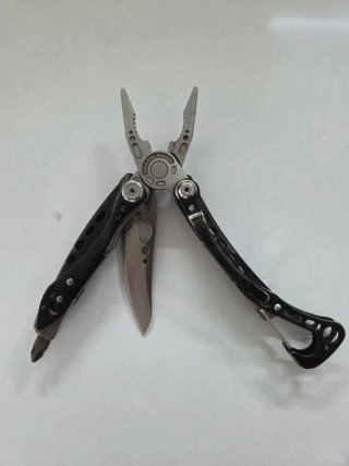 Leatherman Skeletool CX