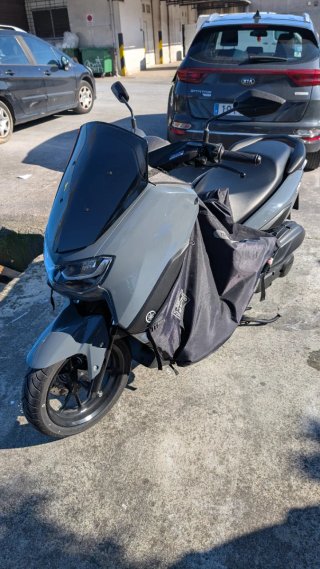 Yamaha Nmax 125 Gris