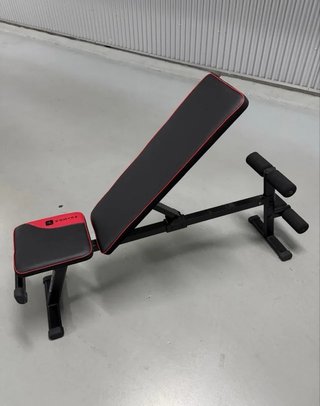 Banco de musculación Domyos 500