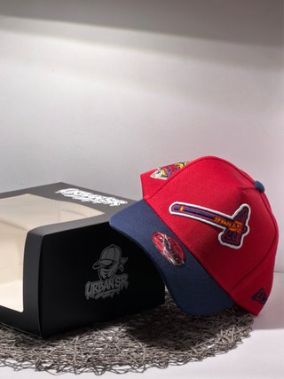 Gorra New Era Roja y Azul