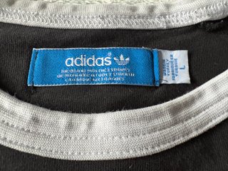 Camiseta Vintage Adidas Negra - L