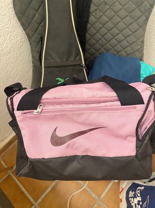Mochila de Deporte Nike Rosa y Negra