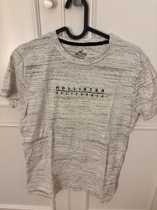 Camiseta Hollister Gris Talla M