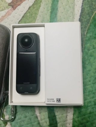 Cámara de acción Insta360 X4 8K 360