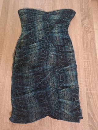 Vestido corto palabra de honor estampado