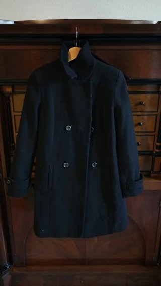 Abrigo Negro Fórmula Joven Talla 36