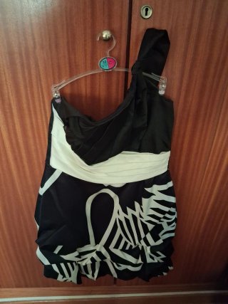 Vestido El Corte Inglés 42 con un solo hombro
