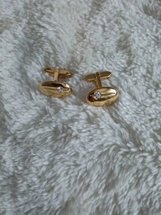 Gemelos Dorados con Piedra