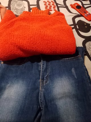 Pantalón Vaquero y Jersey, solo envíos