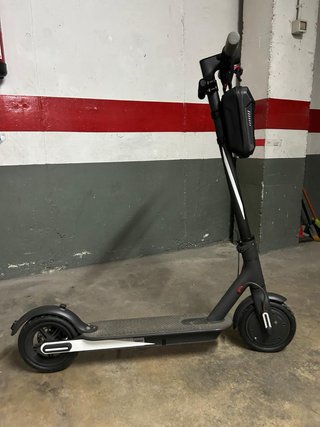 Scooter Eléctrico Negro