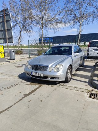 Mercedes-Benz Clase E 2004