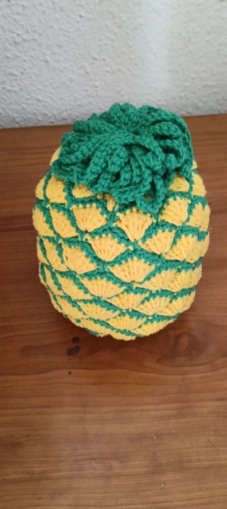 Muñeco de Piña Hecho a Mano