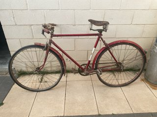 Bicicleta Clásica Roja