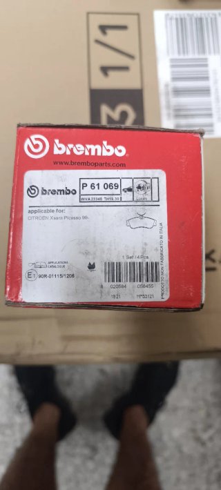 Pastillas de freno Brembo P 61 069