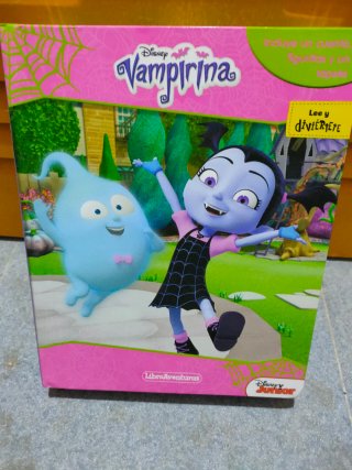 Cuento vampirina con figuras