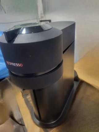 Cafetera Nespresso Vertuo Next para piezas
