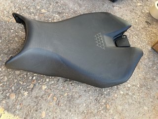 Asiento Zontes 703 RR delantero MotoRecuperados