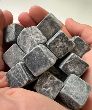 Piedras Cuadradas Pequeñas Decorativas NEGRO 5kg