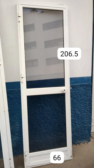 Puerta de Aluminio Blanca