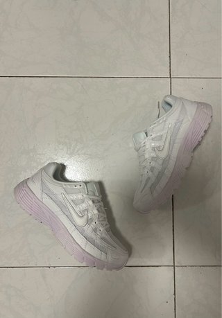 Zapatillas Nike Blancas P6000