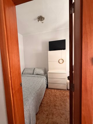 Alquilo habitación para chica en Gracia