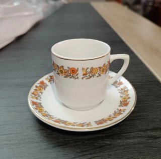 Set de 6 tazas con platos