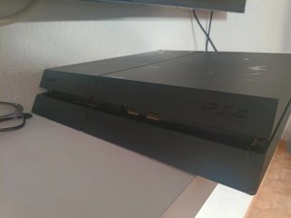 PS4 (PlayStation 4) Sony