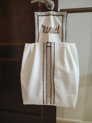 Pañalera de tela hecha a mano y personalizada.