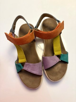 Sandalias de Tiras Multicolor