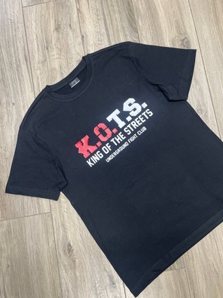 Camiseta Kots Negra Talla M o Talla L