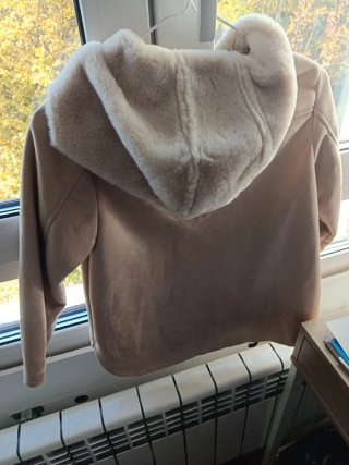 Chaqueta de ante con capucha