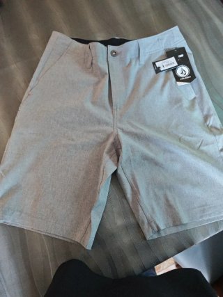 Pantalón corto de vestir Volcom