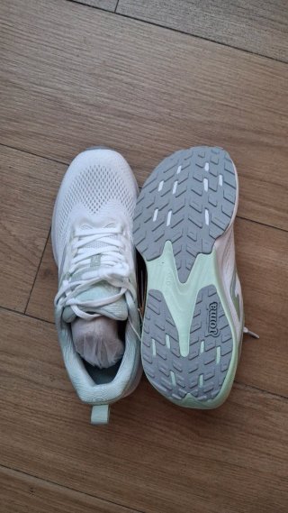 Zapatillas Joma Blancas y Verde Agua