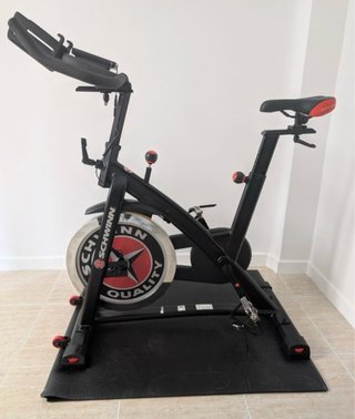Bicicleta Indoor Schwinn IC7