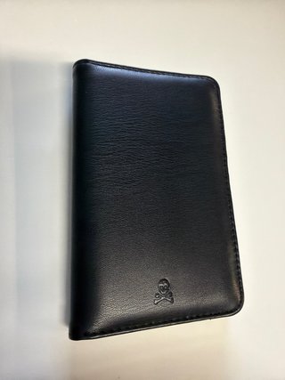 Tarjetero SCALPERS de Piel Negro
