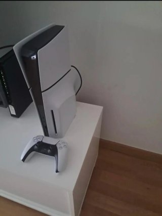 PlayStation 5 (PS5) Sony Slim