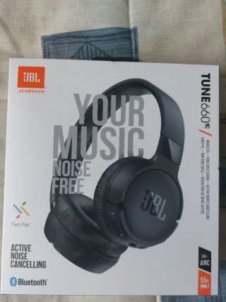 Auriculares JBL Tune 660NC