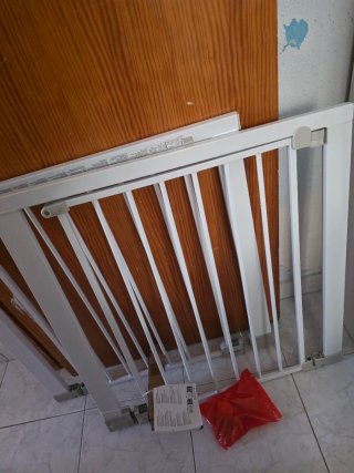 2 Barreras de seguridad blancas