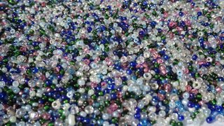 300g de Cuentas de Cristal y Abalorios